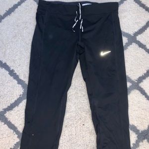 Nike crop running leggings